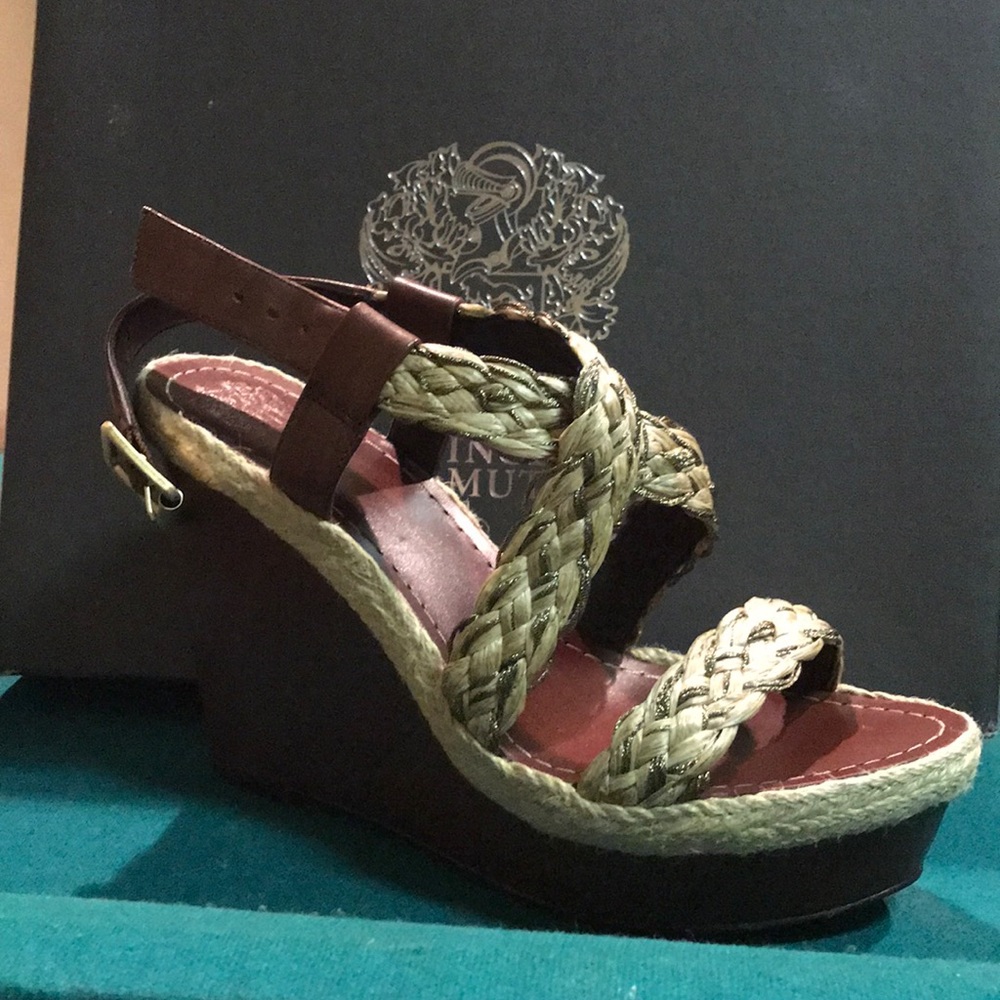 Vince Camuto/never worn